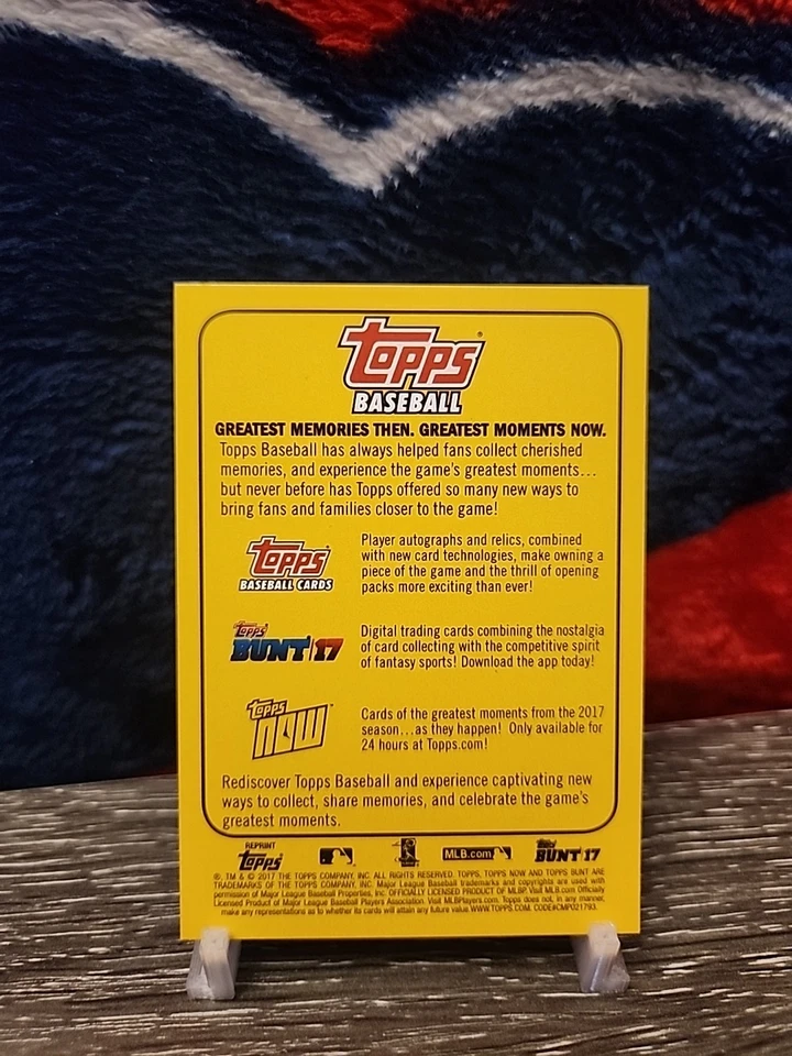 Roberto Clemente Greatest Moments insert 2017 Topps Pittsburgh Pirates - Image 2 of 2