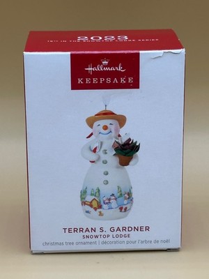Hallmark Ornament 2023 Terran S Gardner Snowtop Lodge 19th Series Porcelain