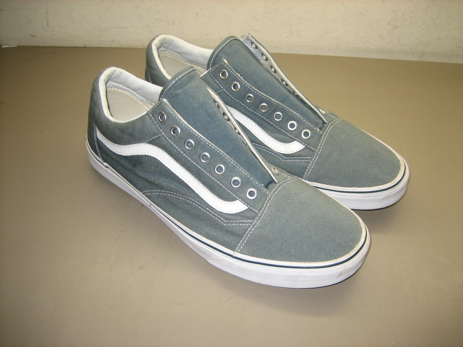 vans blue low top