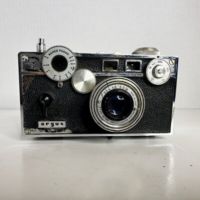 ARGUS C CAMERA~ '' THE BRICK ''#5289C +Two C2 & Two C3s Parts Or Display..FIVE 4-1