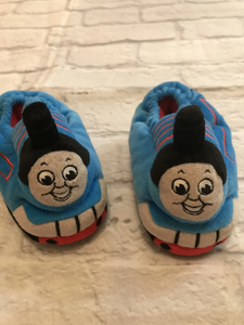 thomas the tank engine slippers for toddlers