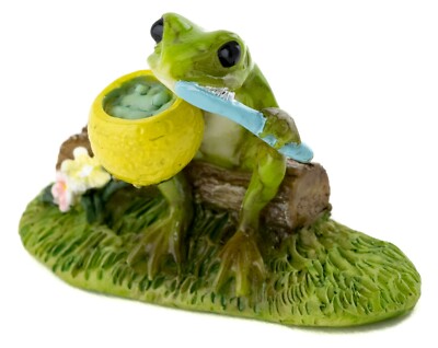 Mini Frog Brushing his Teeth TO 4818 Miniature Fairy Garden