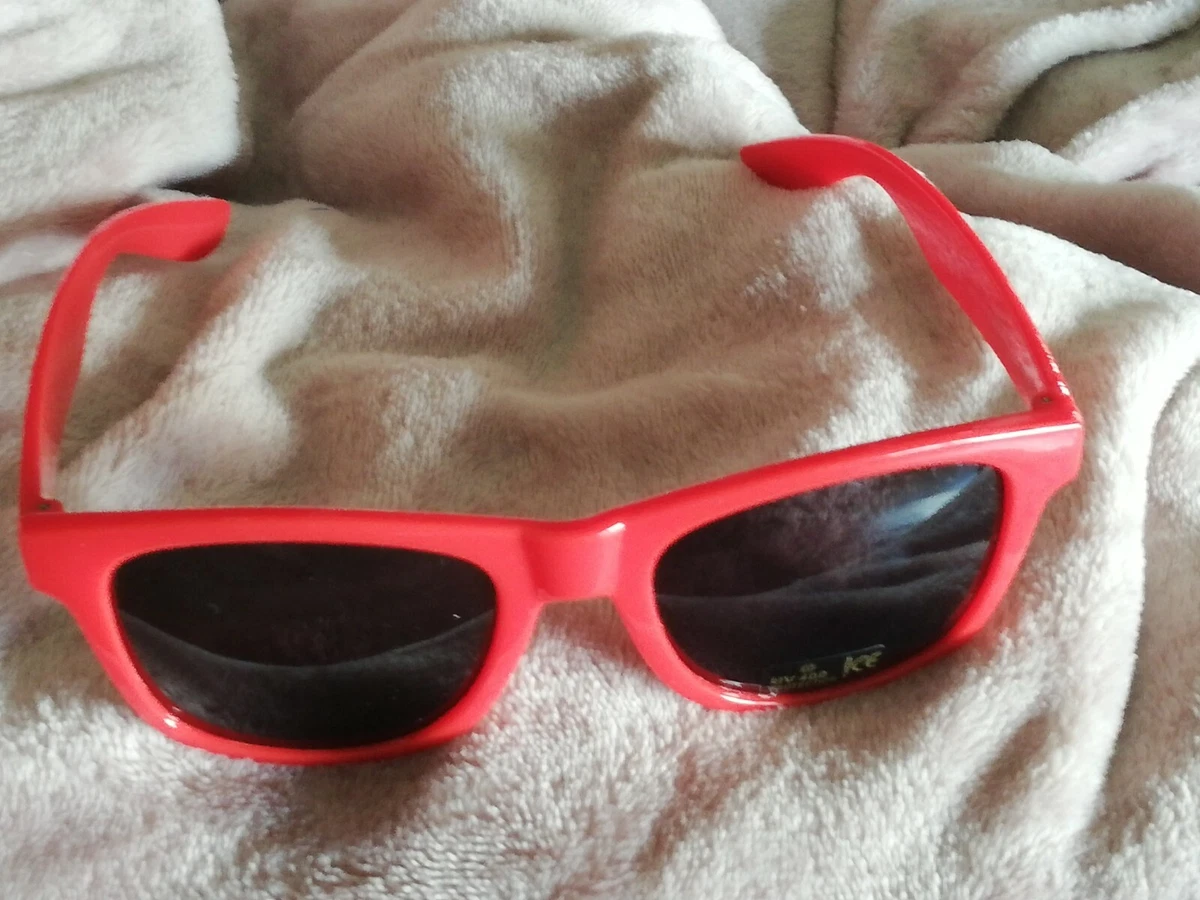 lunette de soleil en plastique Ma Terrazza UV 400 protection
