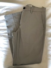 Amazon Essentials Men’s Light Gray Chino Pants Size 33x32 New 