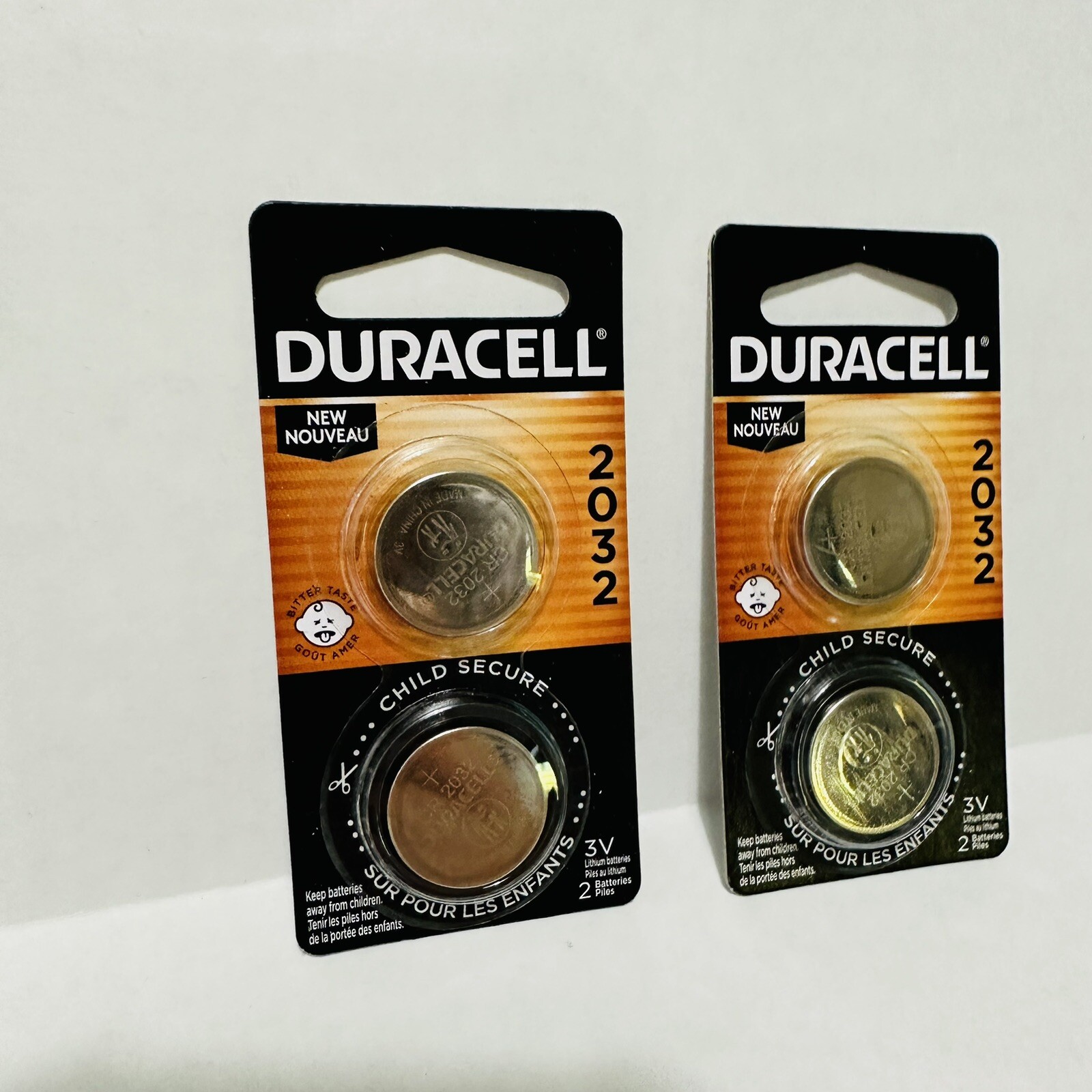 Duracell Lithium 2032 Coin Batteries 3V CR2032 Bitter Coating (4 Pack
