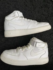 Nike Air Force 1 '07 Mid White - Size 9