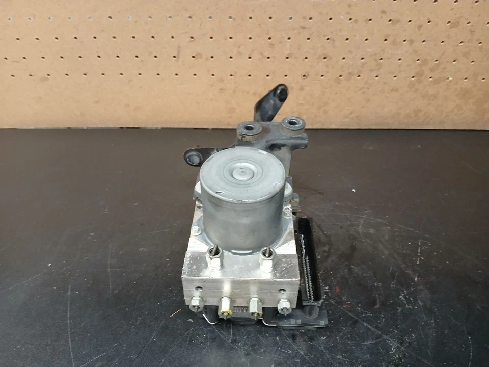 12 INFINITI FX35 BOMBA DE FRENO ANTIBLOQUEO UNIDAD ABS OEM 47660-3EV4B Foto 2 de 4