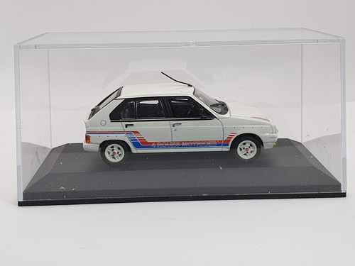Citroen Visa 1000 Pistes Universal Hobbies 1/43 - Foto 3 di 4