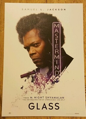 Glass - Samuel L. Jackson plays Elijah Price. Cineworld Collectable Postcard.