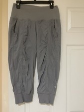 lululemon dance studio cropped pants Size 8 Gray