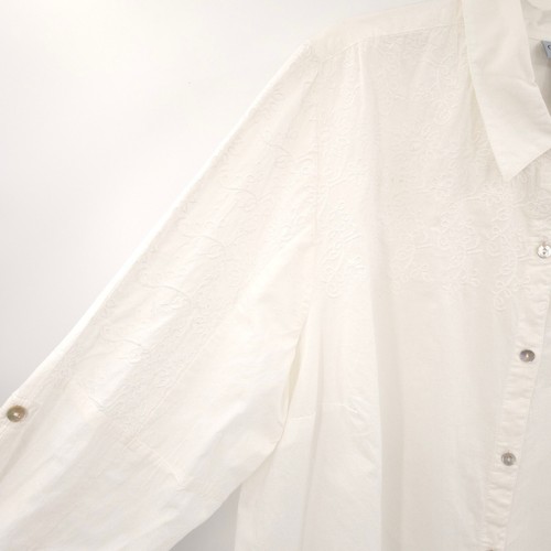 Catherines NWT embroidered button down top Plus Size 1X white roll-tab sleeves - Picture 2 of 12