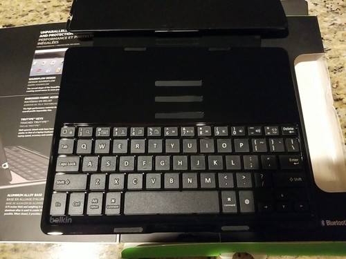 BELKIN Ultimate Keyboard Case for iPad 2nd,3rd & 4th Generation *Open-box/New* - Picture 14 of 14