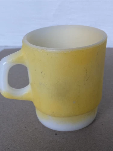 Anchor Hocking Fire King Yellow Mug Coffee Cup Stackable Oven Proof 312 Vtg