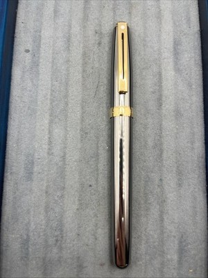 Sheaffer Prelude Füllfederhalter feine Feder New Old Stock mit Konverter