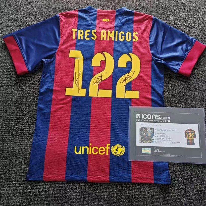 MSN Lionel Messi, Neymar, Suarez Tres Amigos Barcalona ICONS COA