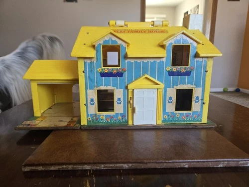 Vintage Fisher Price Little People Play Family House 1969 with accessories