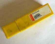 NEW Sandvik Coromant RF 151.23-16-40  Shank Tool for Parting  Grooving