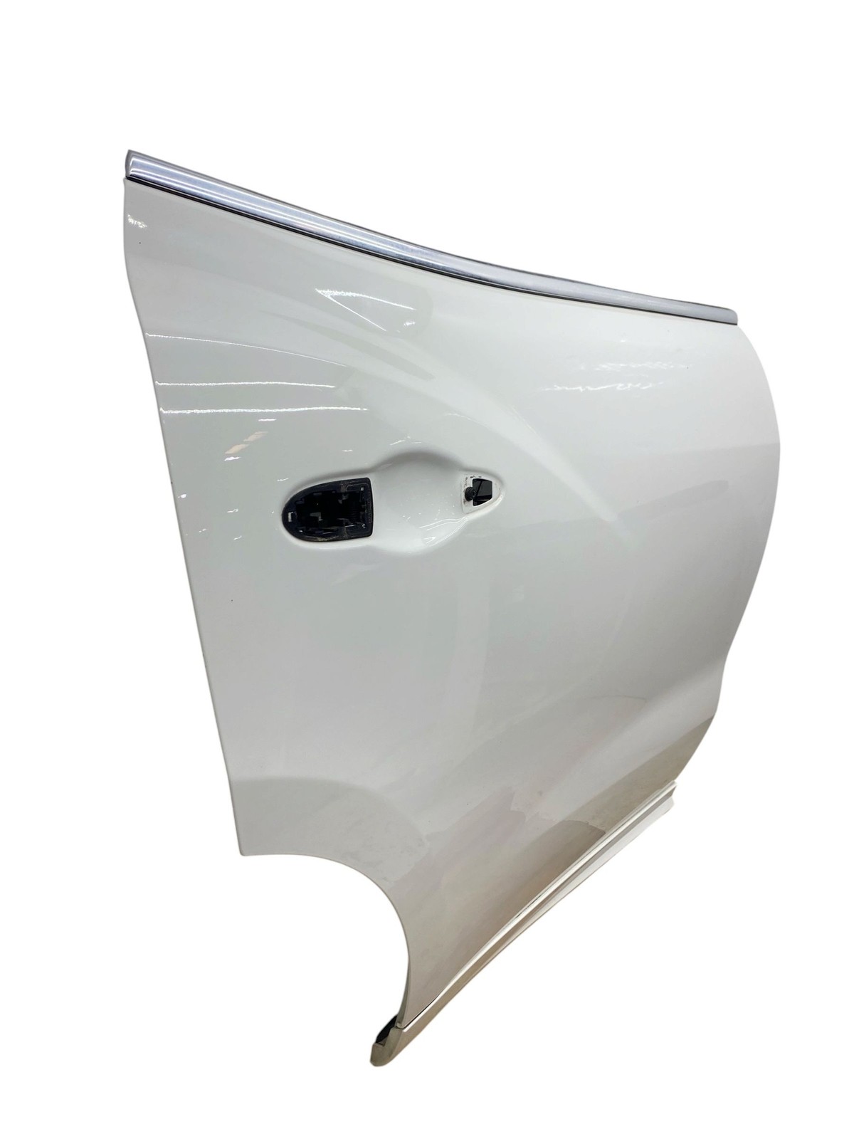 2017-2024 MASERATI LEVANTE M161 OEM RH REAR RIGHT DOOR SHELL | BIANCO (268)