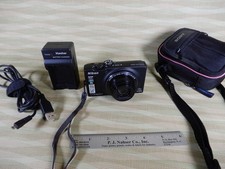 Nikon Coolpix S2800 20MP Digital Camera With Accessories Great Working Condition