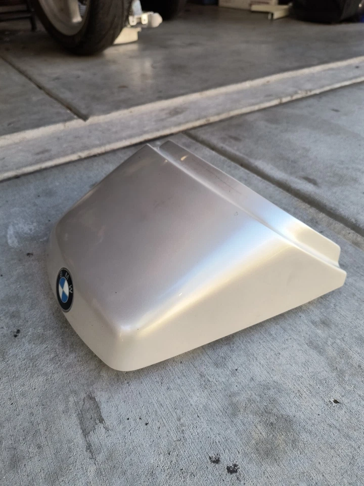 93-99 BMW R1100RS 3 PC Carenado trasero superior y laterales como nuevo Foto 3 de 4