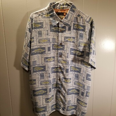 Quick Sliver Mens L Fish Print Short sleeve Button Up Shirt Camping Fishing