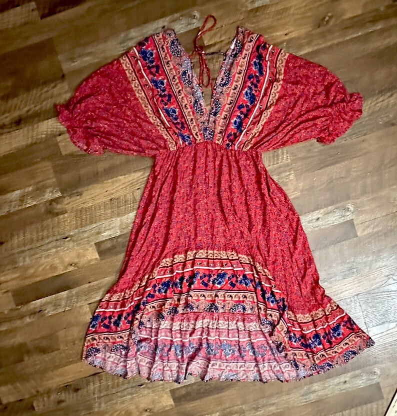 Umgee Red Ditsy Print Midi Dress Womens Size L Dolman Sleeve Tie Back Boho,  HiLo | eBay