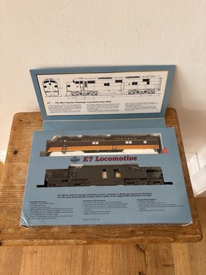 Proto 2000 Serie E7 Lokomotive HO Scale Illinois Central - neu verpackt