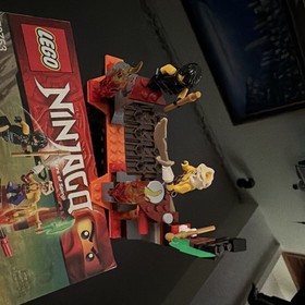 LEGO NINJAGO Masters of Spinjitzu Lava Falls 70753 94 pcs w/ Minifigs