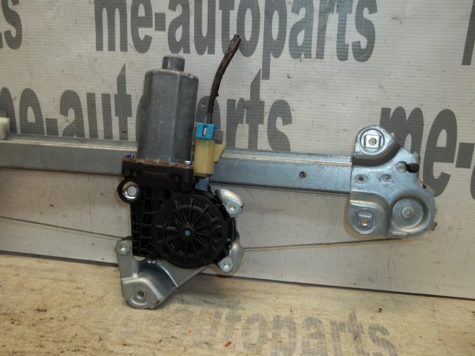 03-07 Cadillac CTS Passenger Right Rear Window Regulator & Motor - Tested OEM - Image 2 of 4