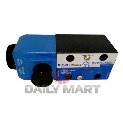 New In Box VICKERS DG4V-3-2A-M-U-B6-60 Solenoid Valve