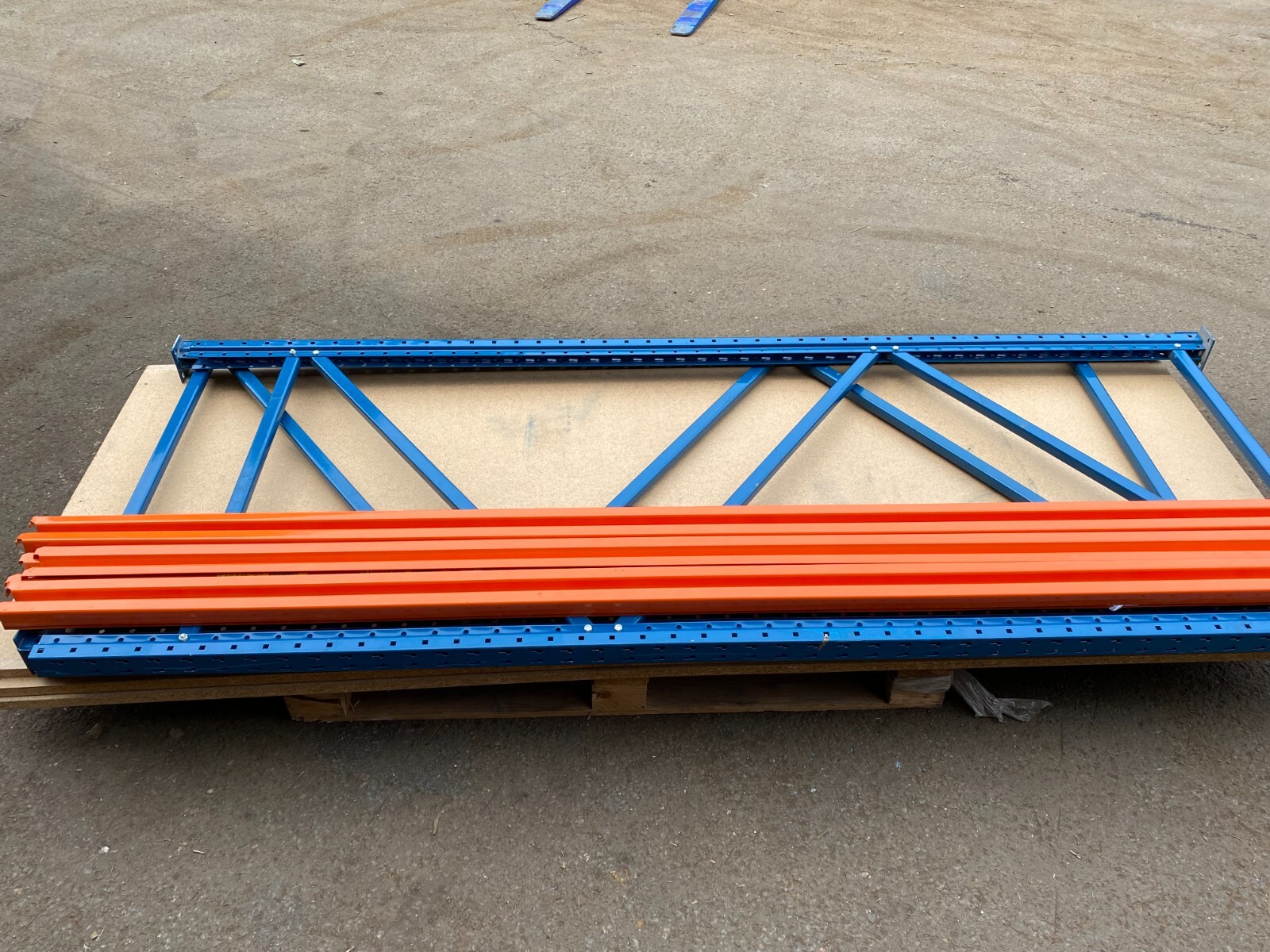 5 Bays Stow Longspan Pallet Racking Storage-3 levels 900mm deep -£150. ...