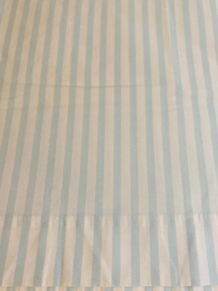 Sábana plana Martha Stewart Candy Stripes Queen verde/marfil Foto 2 de 4