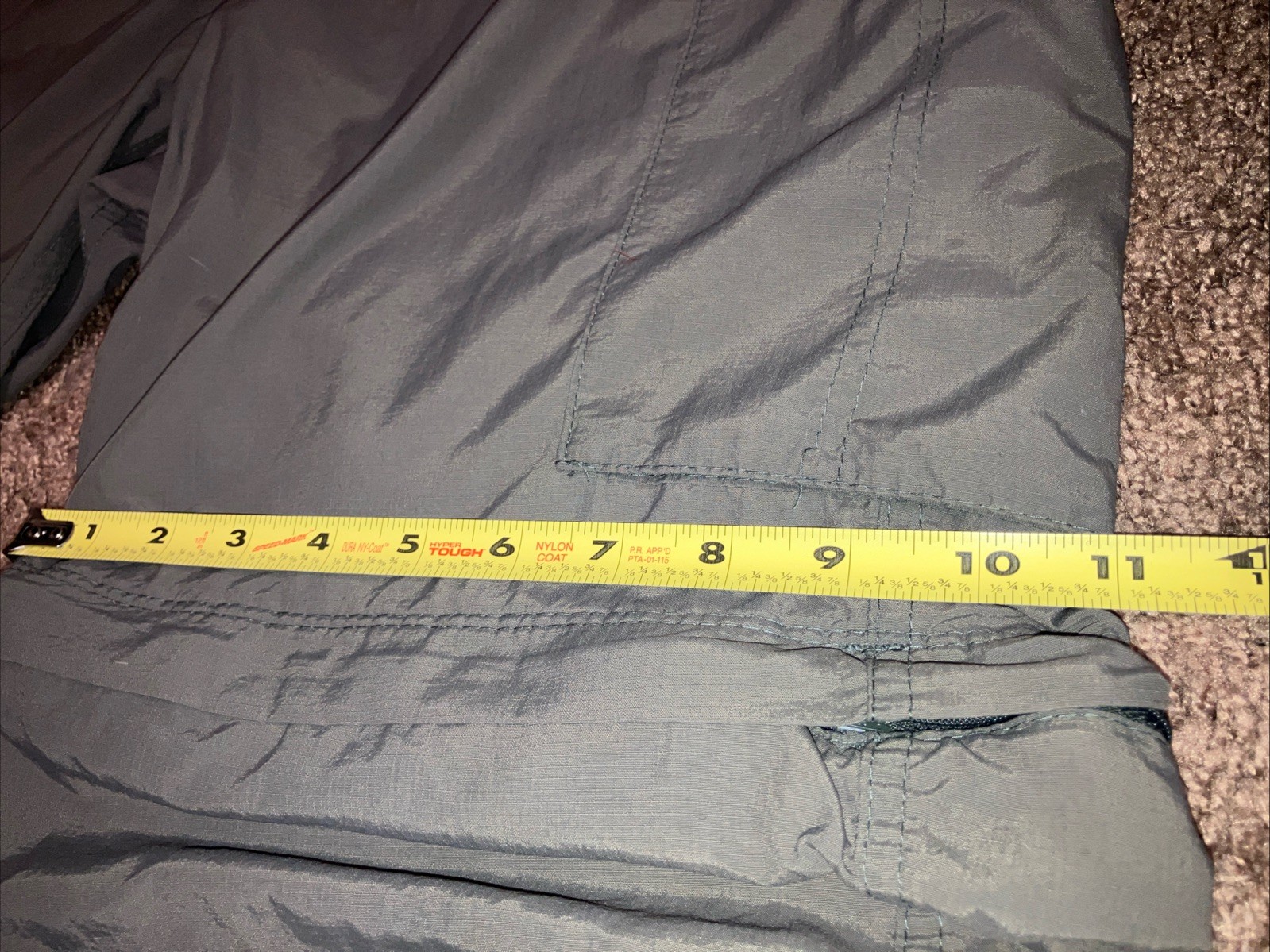 Columbia Olive Green Trail Zip Off Pants  42 W 28 L