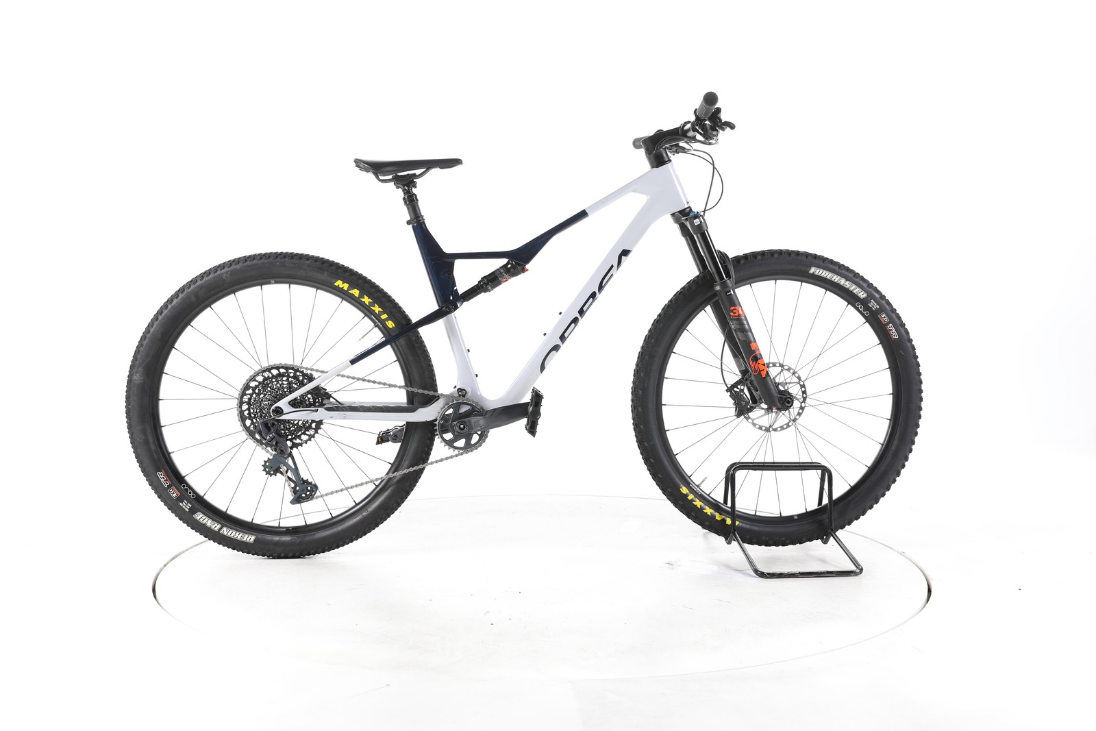 Orbea OIZ M20 VTT Semi-rigide Batterie  29" 2023 blanc Pro vélo Reconditionné