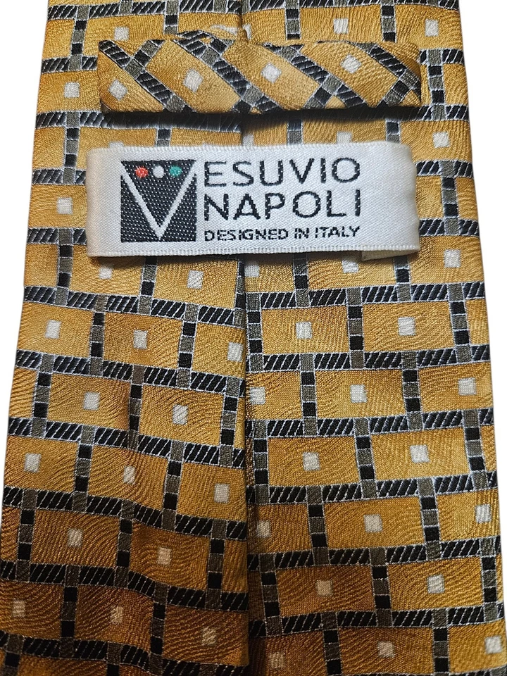 Corbata geométrica para hombre ESUVIO NAPOLI 100 % seda amarillo dorado 60 pulgadas Foto 4 de 4