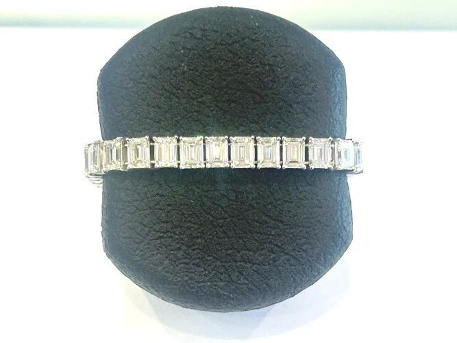 Brazalete tenis platino corte esmeralda diamantes 32,69 quilates peso total  Foto 4 de 4