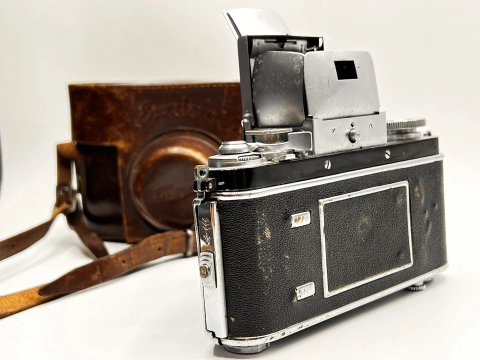 Exakta II Ihagee Dresden mit Carl Zeiss Tessar 3,5/50 T #3693431-95 - Bild 4 von 4