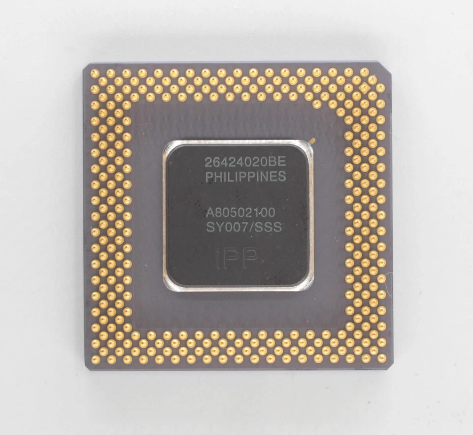 Socket 5 Processor CPU - Intel Pentium 100 - 100MHz - SY007 - TESTED - Image 2 of 2