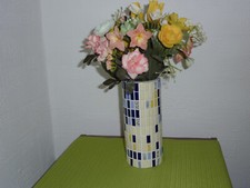 Mosaik-Vase, Blumenvase,  Höhe ca.  21 cm,  D.  ca.  9 cm,  blau-gelb-goldfarbig