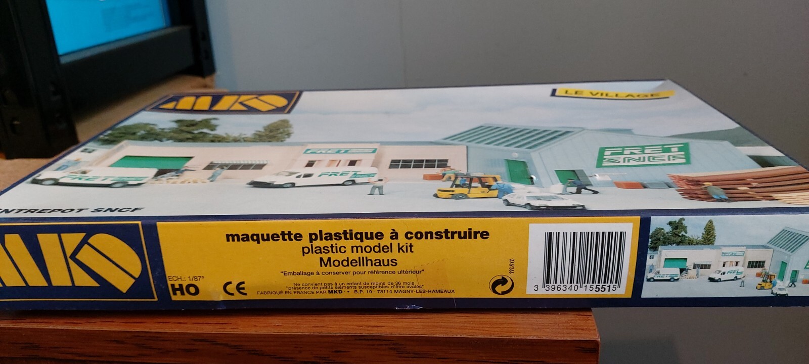 vintage 80s collection MKD model train HO building kits RARE maquette