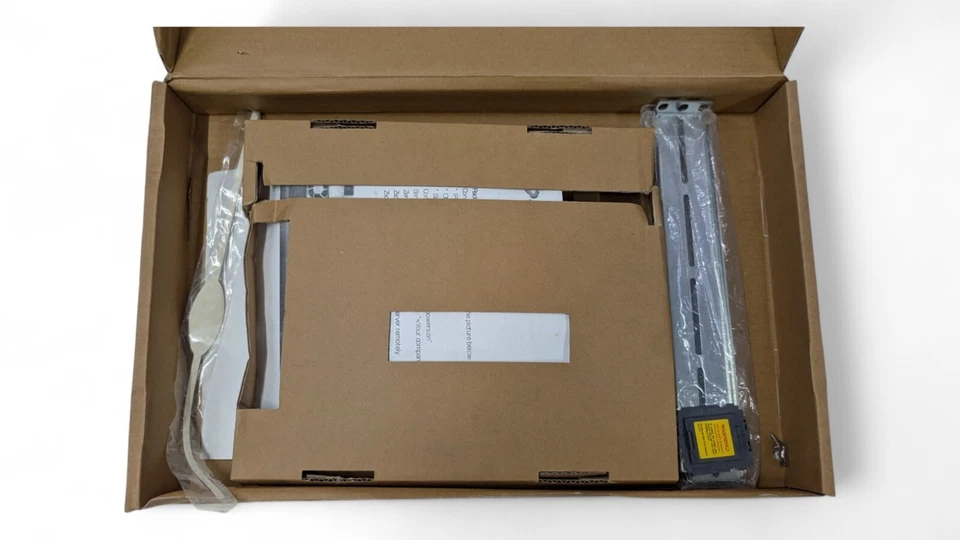 Supermicro CSE-812L 1U Server 2x Xeon E5645 2.40GHz 8X12 (96GB RAM) 2 X 2TB HDD - Image 3 of 4