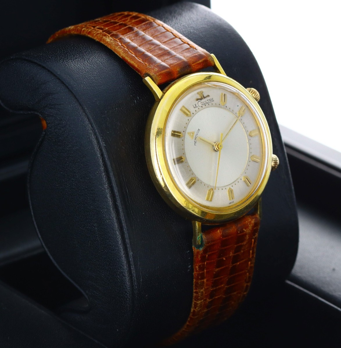 LeCoultre Memovox Alarm 3041 Vintage Circa 1950's, Silver Dial