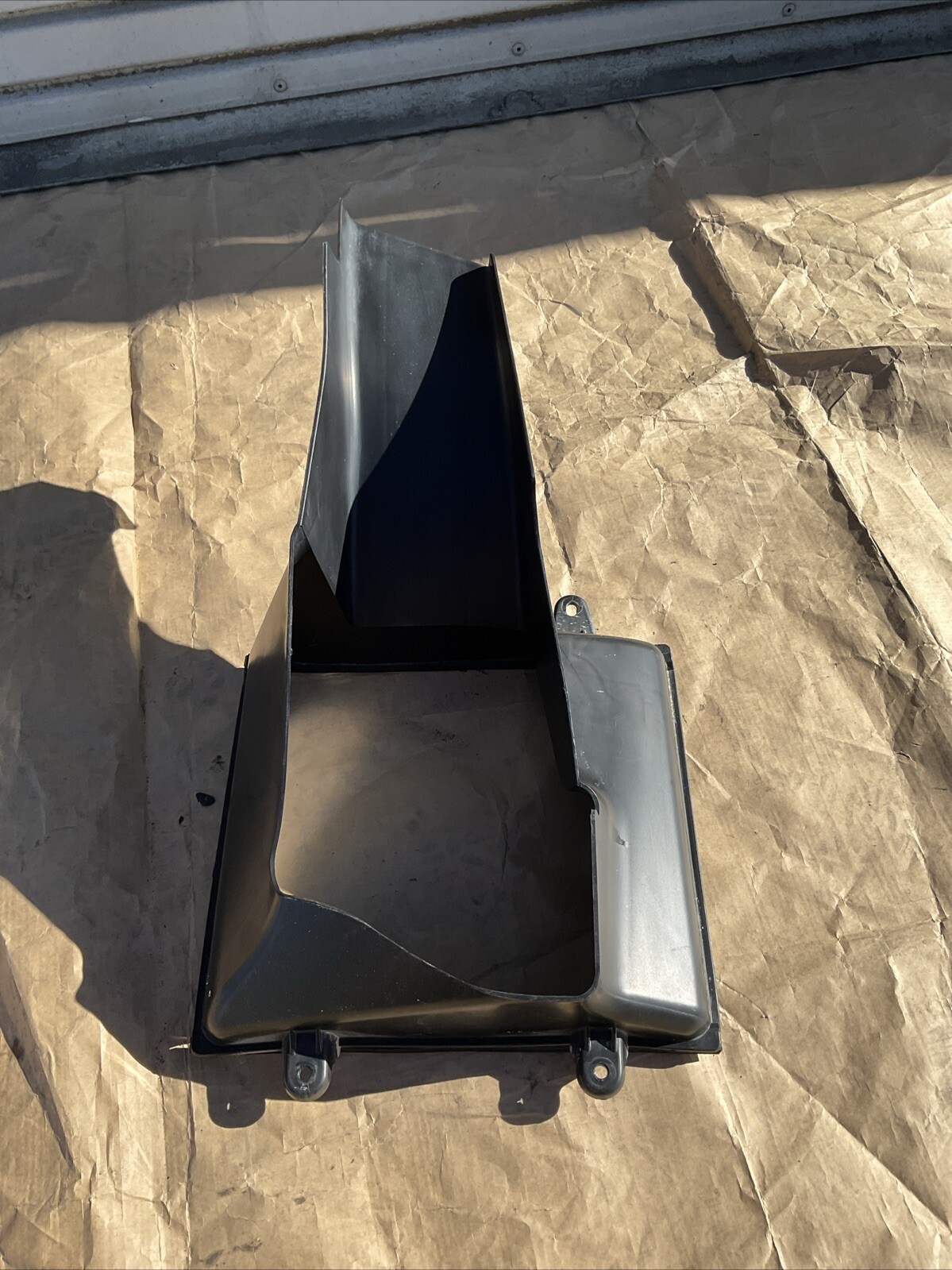 14-17 Maserati Quattroporte Front Left Intercooler Duct Shroud 670002899 OEM