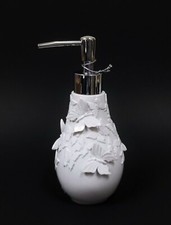 NEW RAYMOND WAITES SNOW WHITE 3D BUTTERFLY RESIN SOAP DISPENSER+SILVER PUMP