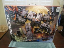 TRANSFORMERS SDCC METROPLEX 2013 TITAN CLASS FIGURE Local P U