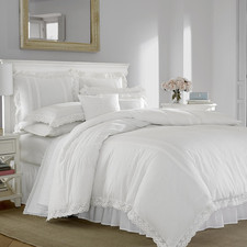 - Queen Duvet Cover Set, Reversible Cotton Bedding with Matching Shams, Lightwei