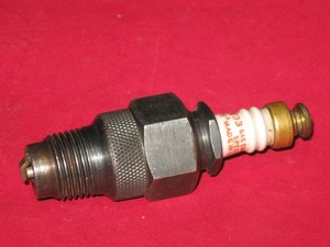 Vintage Champion 33 Gas Engine Special Spark Plug Hit Miss