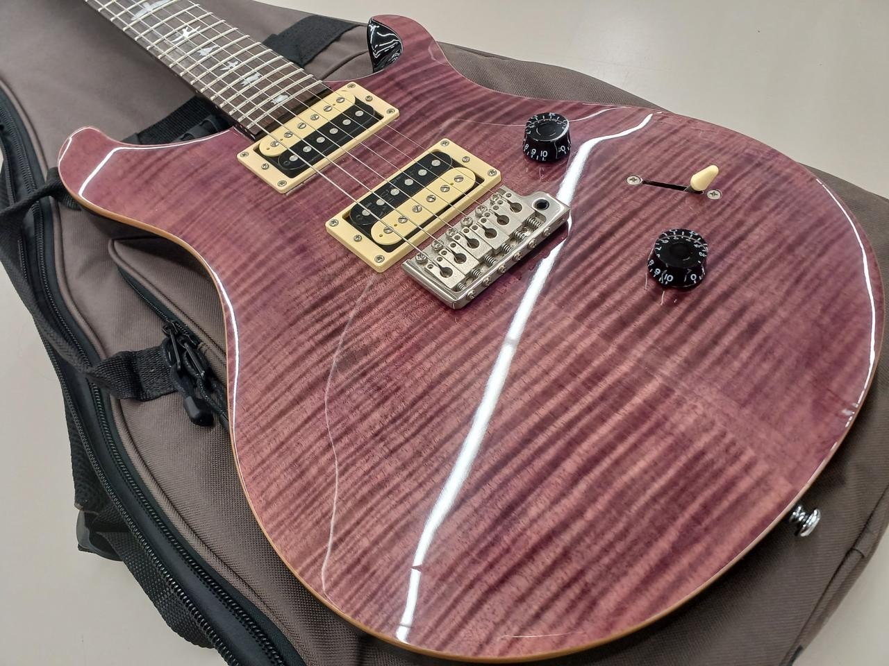 PRS SE CUSTOM24 Electric Guitar Maple Neck Rosewood Fingerboard Tested With Gig