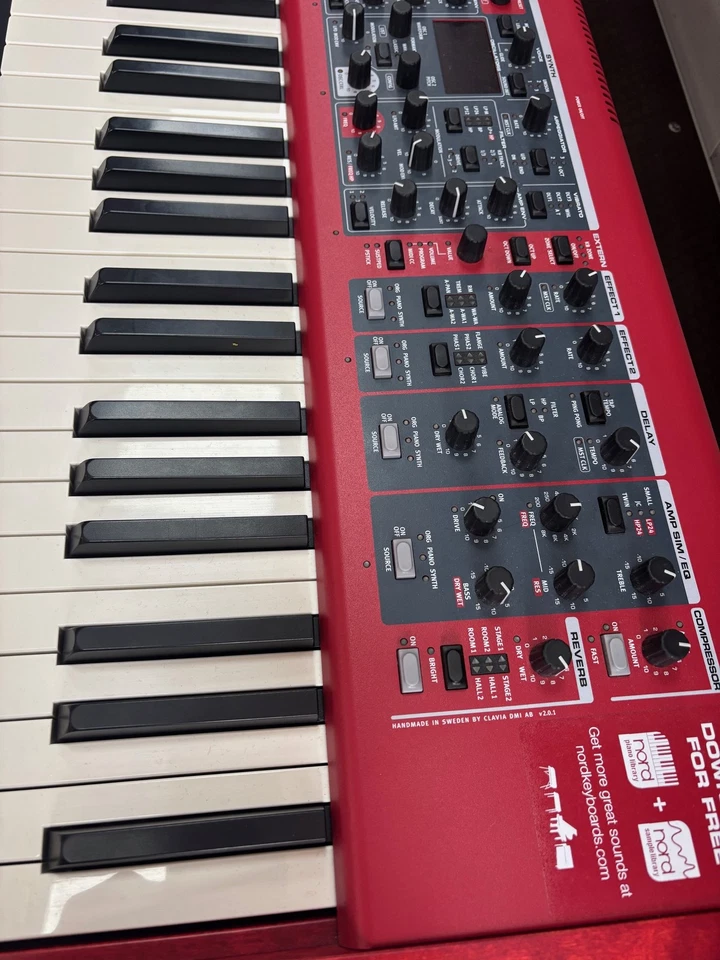 Clavia Nord Stage 3 Hp76 con Nord Soft Case Usato - Immagine 4 di 4