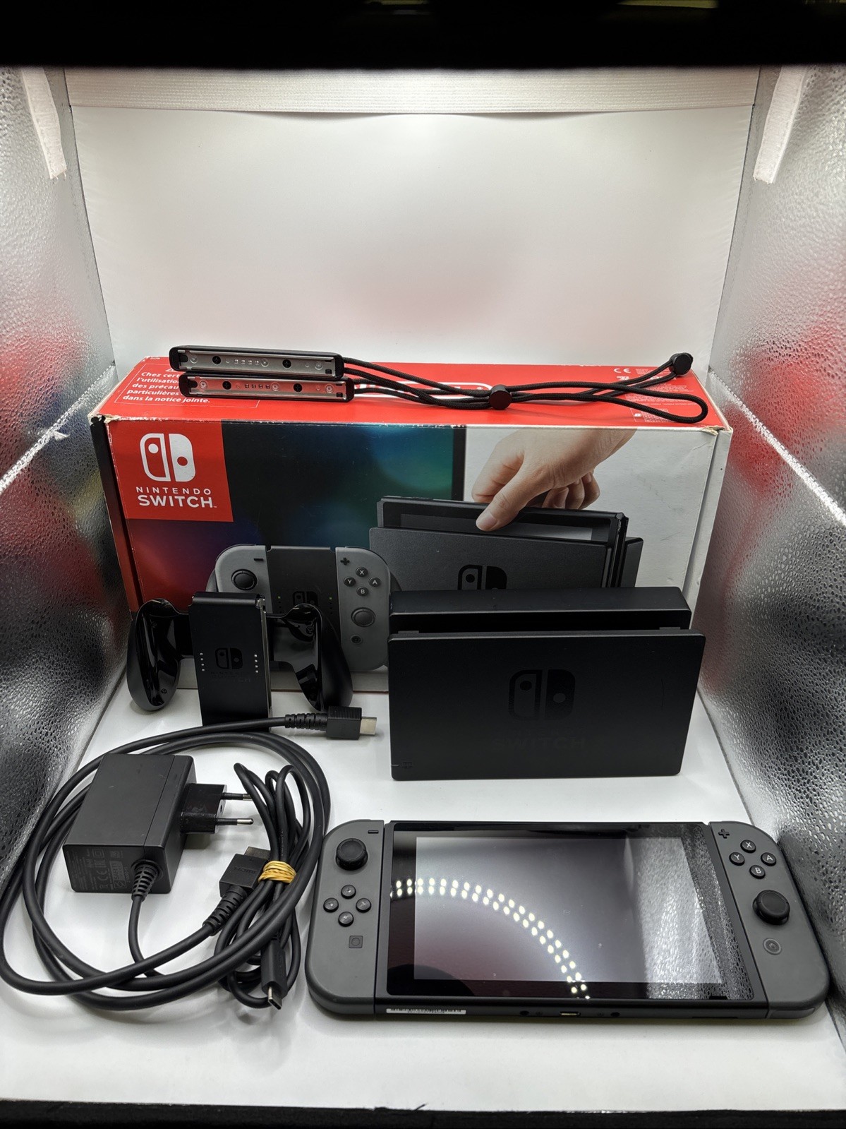 Nintendo Switch V2 (HAC-001-01) - grau, OVP